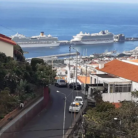 Dom wakacyjny Louros House *